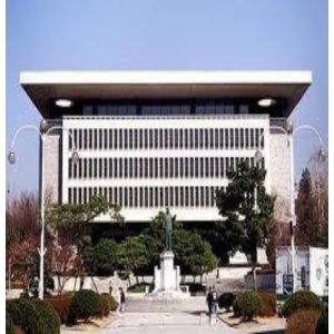Impianto R.E.S. di risparmio energetico per Università Impianto R.E.S. di risparmio energetico per Università